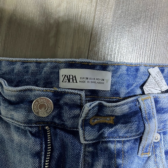 Zara Jeans - Picture 2 of 2